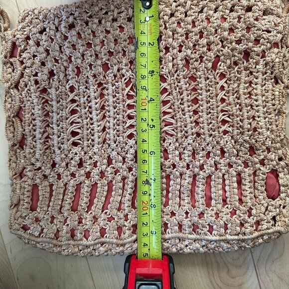 Vintage Macramé Purse – Fringe Detail & Red Satin Lining - Picture 6 of 7